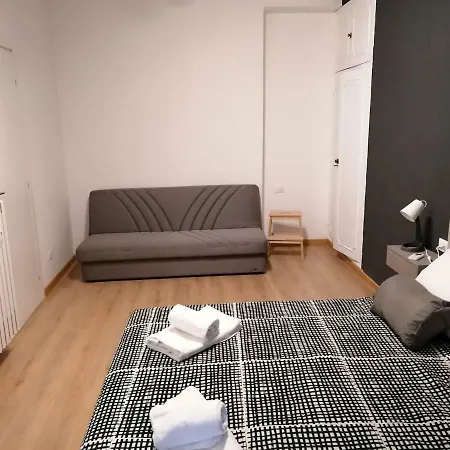 Chroma Italy - Doctor House Roma